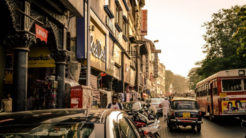 Giao thông đông đúc tại đường phố Ấn Độ (ảnh: Internet)