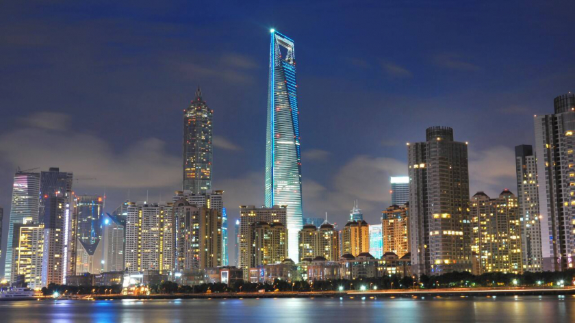 Tòa nhà Trung tâm Tài chính Thế giới ở Thượng Hải, cao 492 m với 101 tầng trên mặt đất, 3 tầng dưới mặt đất bao gồm khách sạn, phòng hội nghị, văn phòng, trung tâm mua sắm và đài quan sát. - Ảnh: Shutterstock
