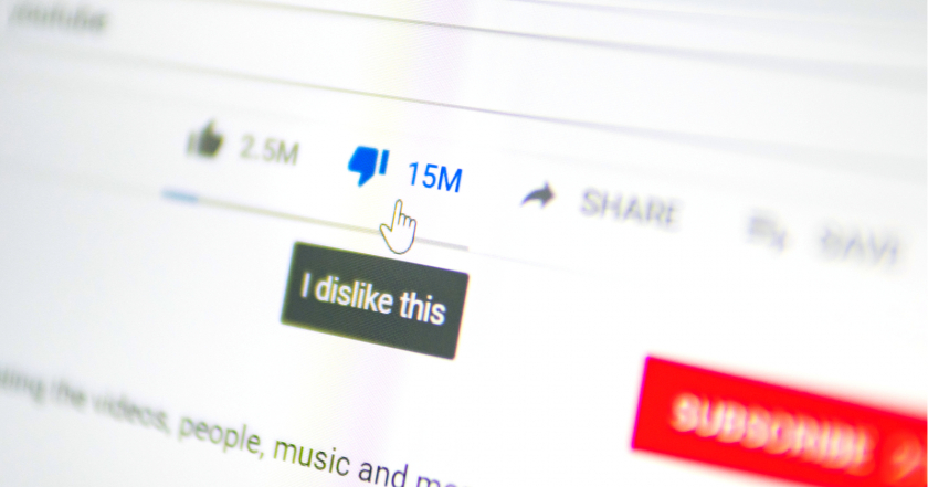 Youtube cho rằng việc tấn công bằng chiến dịch Dislike có thể tạo ra tâm lý đám đông, gây ảnh hưởng đến những người sáng tạo nội dung trên nền tảng của mình.