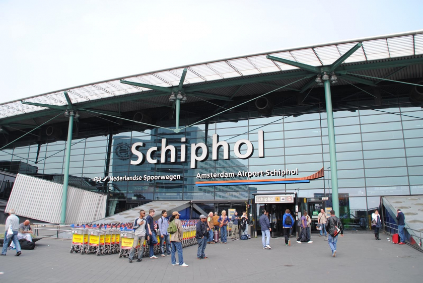Sân bay Schiphol (Amsterdam, Hà Lan) là một trong những sân bay đông đúc nhất của châu Âu. - Ảnh: Internet