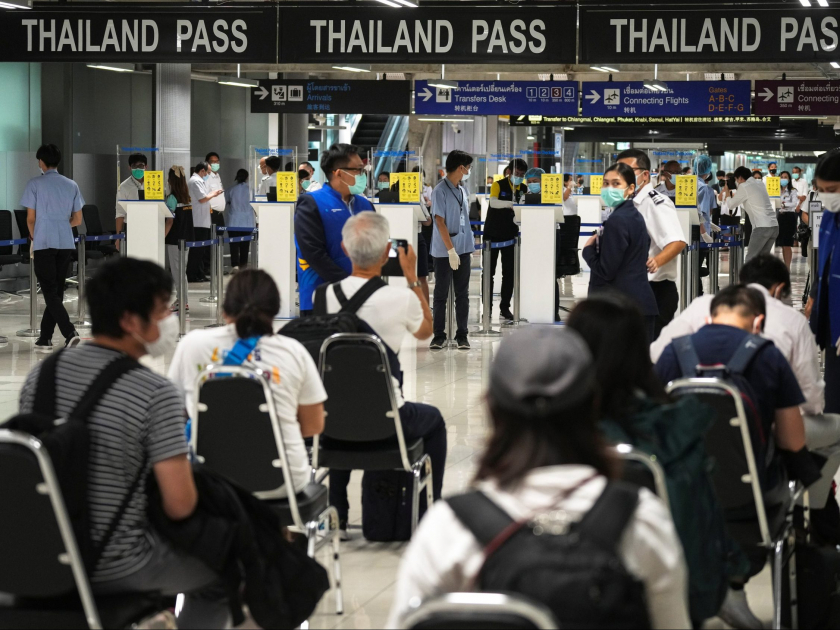 Trong 2 tháng cuối năm 2021, Thái Lan đã đón hơn 350.000 lượt khách du lịch thông qua chương trình nhập cảnh miễn cách ly (Test and Go) đối với những người đã tiêm vaccine ngừa Covid-19.