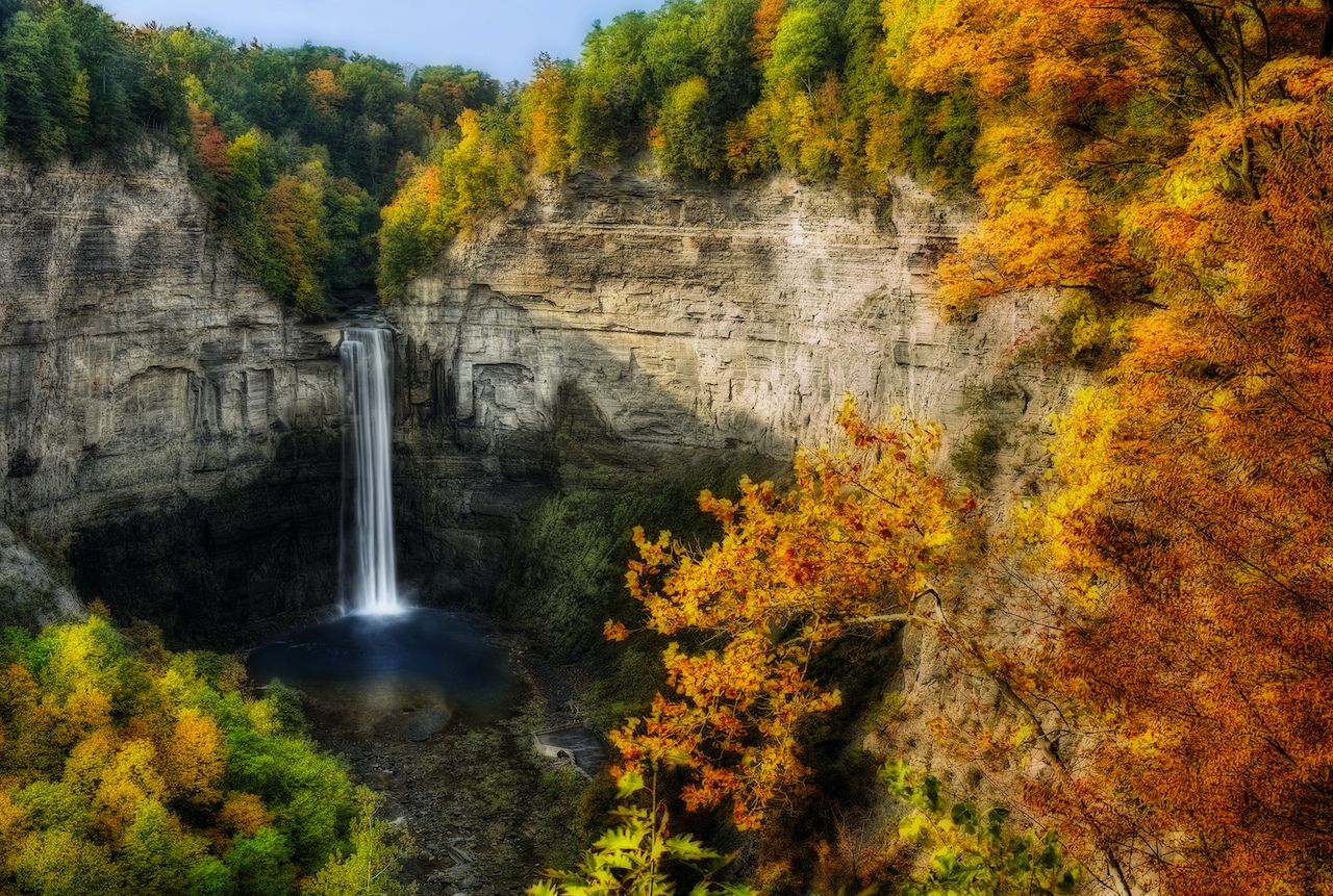 Thu về trên 10 thác nước đẹp của nước Mỹ