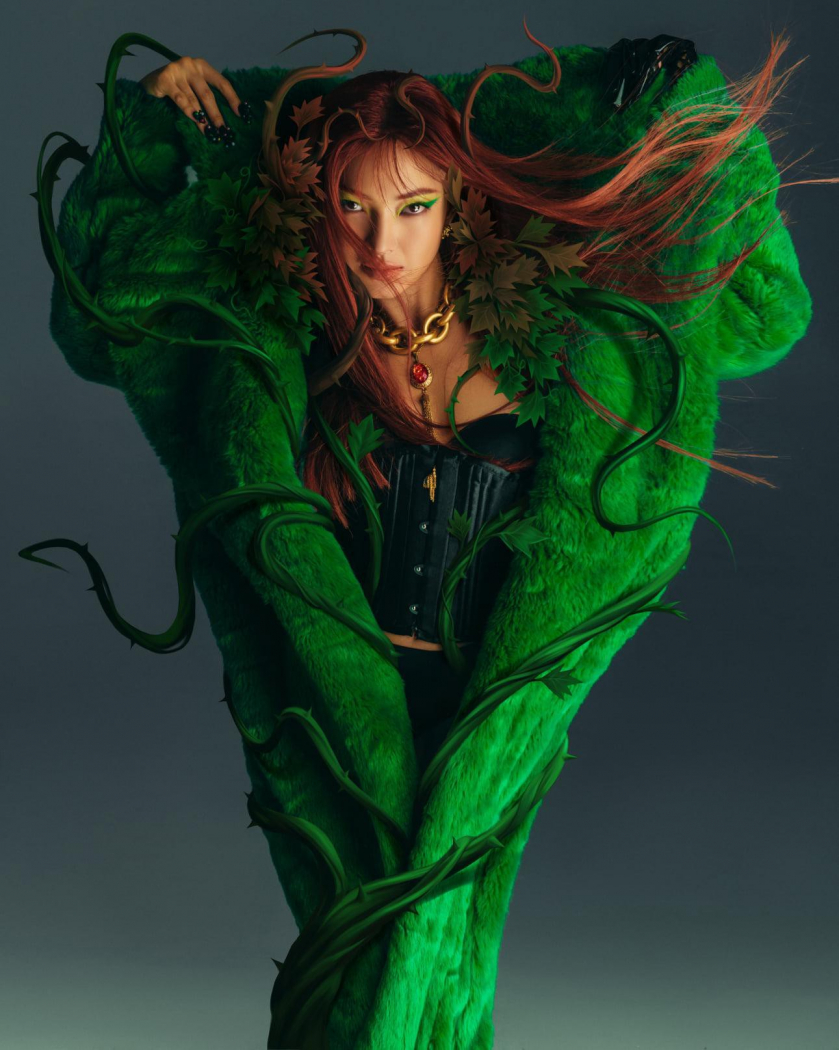 Nàng fashionista Châu Bùi hoá trang thành nhân vật Poison Ivy trong Batman & Robin (1997) - Ảnh: Facebook Chau Bui