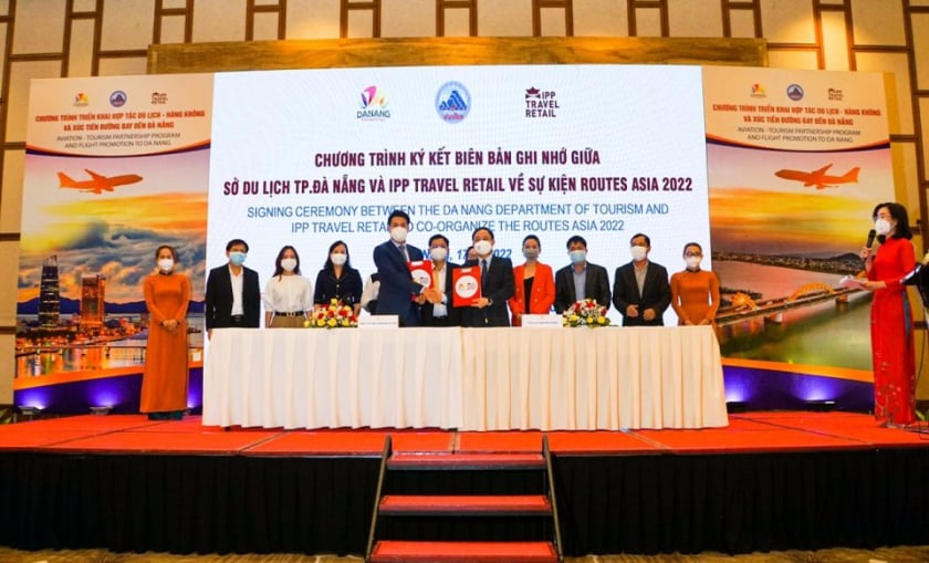 Ngành Du lịch TP. Đà Nẵng ký kết biên bản ghi nhớ hợp tác tổ chức sự kiện Diễn đàn Phát triển đường bay Châu Á Routes Asia 2022 - Ảnh: Internet