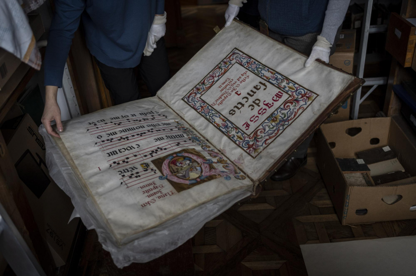 Bản thảo quý hiếm có niên đại từ thế kỷ 12 đến thế kỷ 14