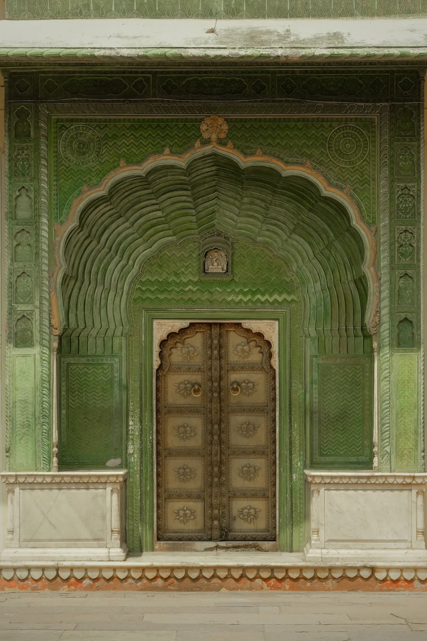 Cổng Xanh, hay còn được gọi là Cổng Lehariya, nằm tại Cung điện Thành phố Jaipur. Cổng tượng trưng cho mùa xuân và được dành riêng cho vị thần Ganesha