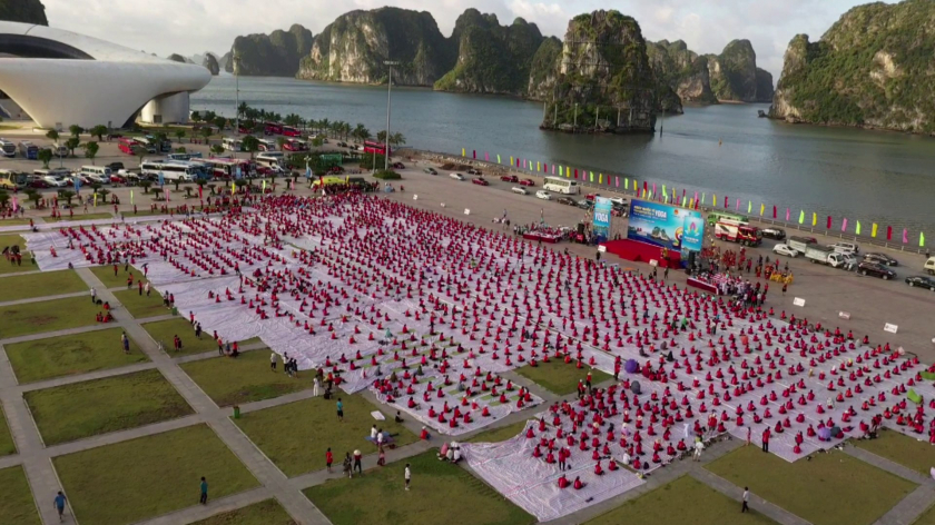 Ngày Quốc tế Yoga lần thứ 6 tại Vịnh Hạ Long, Quảng Ninh ngày 21/6/2020