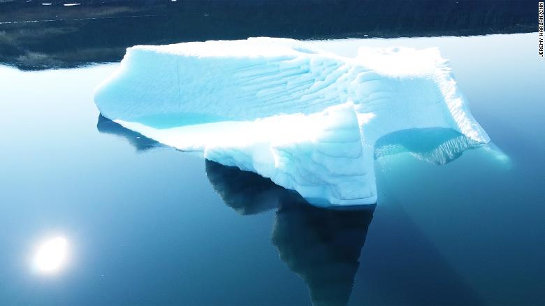 Băng biển tan chảy xung quanh Greenland đã giúp ngành khai thác mỏ vận chuyển thiết bị và vật liệu ra ngoài dễ dàng hơn