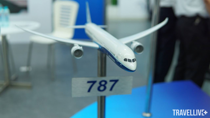 Mô hình máy bay Boeing 787 trưng bày tại triển lãm