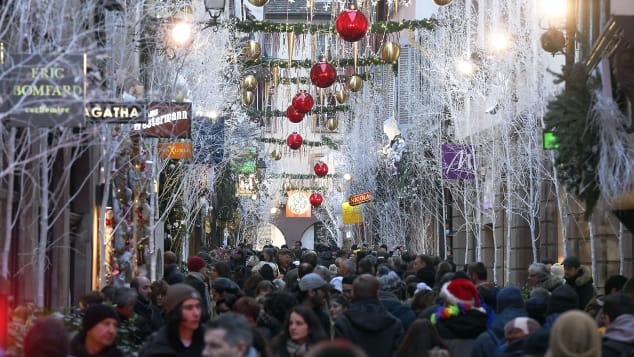 Có từ năm 1570, chợ Giáng sinh Strasbourg thắp sáng thành phố Pháp này hàng năm