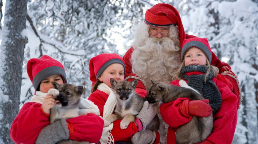Ông già Noel ở Rovaniemi cùng các bạn nhỏ
