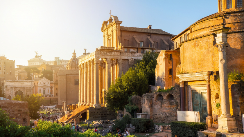 Roman Forum được xem là trái tim của nền cộng hoà La Mã