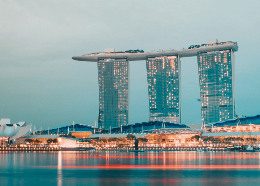 Singapore mở cửa đón chuyên gia nước ngoài.