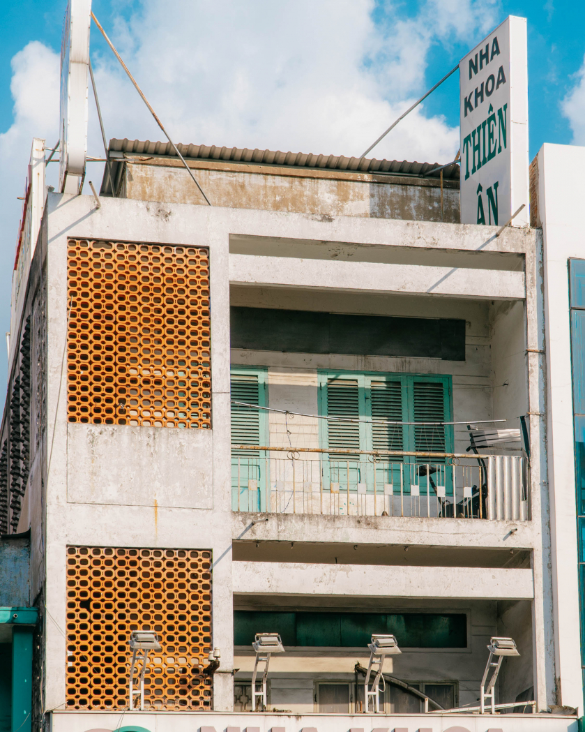 Kiến trúc Modernist của ban công Sài Gòn.