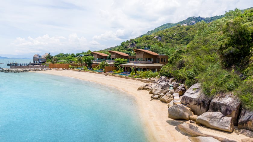 Khung cảnh biển đảo nguyên sơ tại An Lâm Retreats Ninh Vân Bay. 
