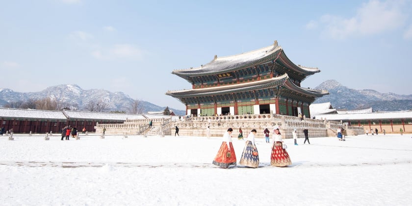 Gyeongbokgung vào mùa đông lại “khoác