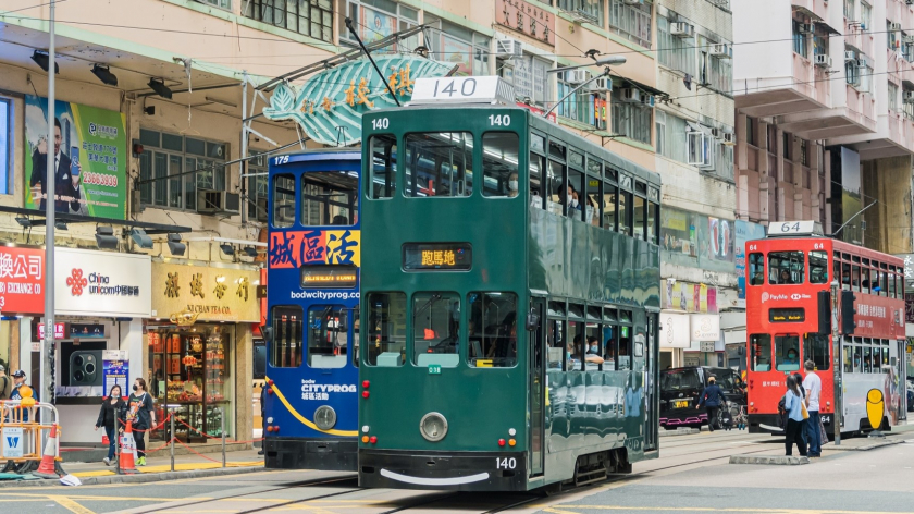 Suốt 110 năm qua, những chuyến xe điện vẫn tồn tại trong cuộc sống hối hả của Hong Kong