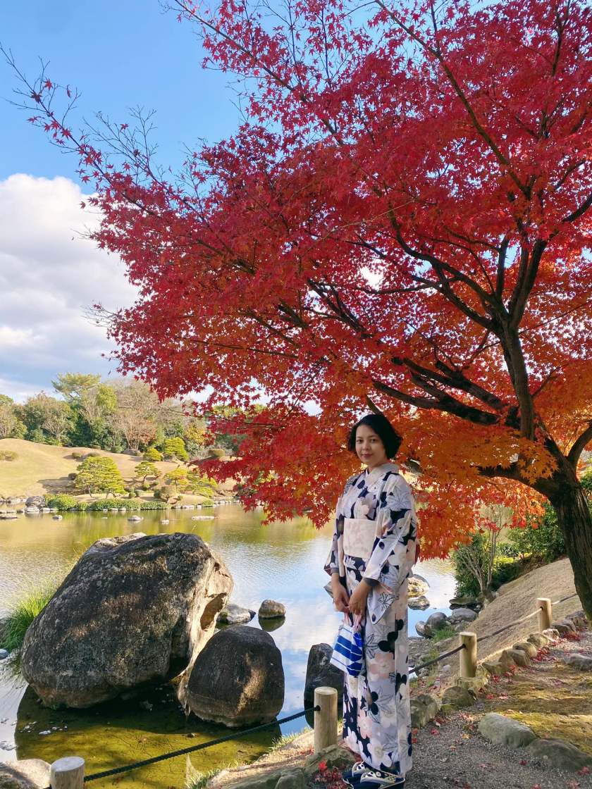 Travel blogger Nhị Đặng trong bộ trang phục kimono truyền thống của người Nhật