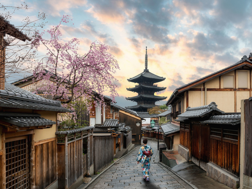 Là một đất nước được thiên nhiên ưu ái với nhiều cảnh đẹp hùng vĩ trải dài gặp đất nước nên bạn có thể đến Nhật Bản bất kỳ thời gian nào trong năm.
