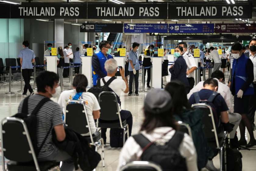 Thái Lan sẽ áp phí nhập cảnh 300 baht (8,9 USD) cho du khách nước ngoài từ tháng 6 - mùa cao điểm du lịch.