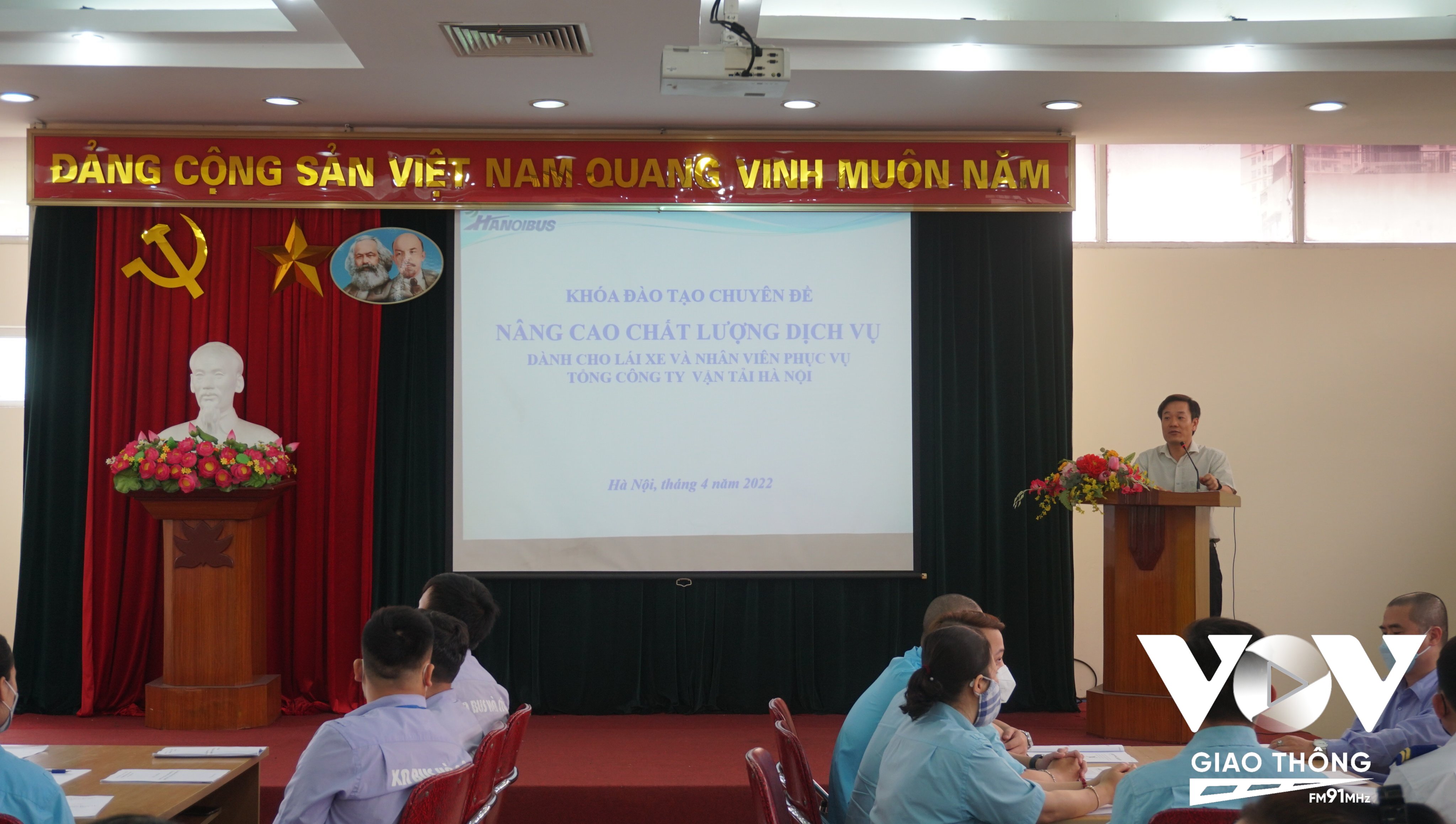 Ông Nguyễn Thủy, Phó Tổng giám đốc Transerco phát biểu khai mạc khóa học.
