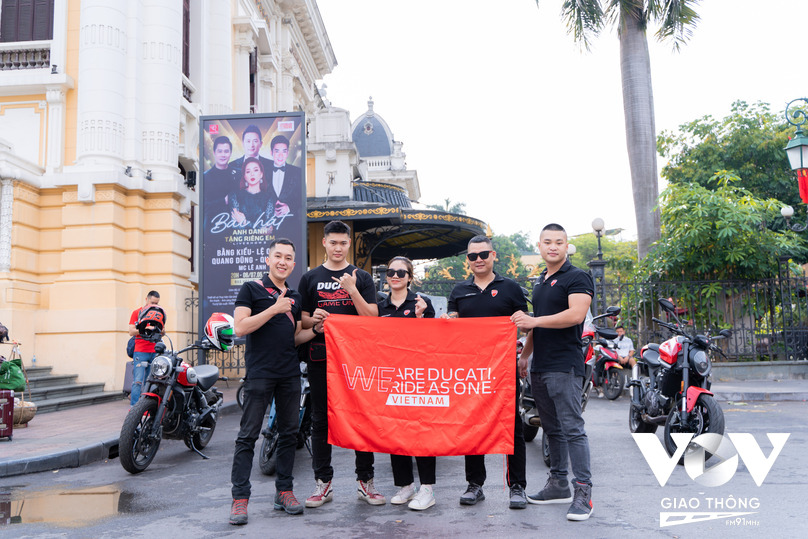 Ông Phạm Anh Vũ, Đại diện DUCATI Việt Nam tại Hà Nội cho biết, “Thông qua Tuần lễ World Ducati Week toàn cầu 2022, chúng tôi muốn kết nối những người đã và đang sử dụng mẫu xe của DUCATI, những người chơi xe phân khối lớn hình thành cộng đồng lành mạnh, an toàn, có tổ chức”