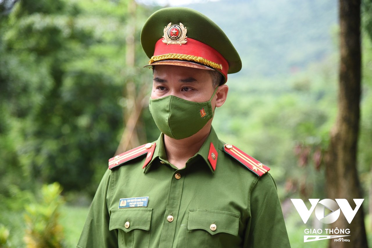 Trung tá Cao Nguyễn Song Phước – Phó đội trưởng Đội Cảnh sát PCCC&CNCH Công an huyện Ba Vì (Hà Nội)