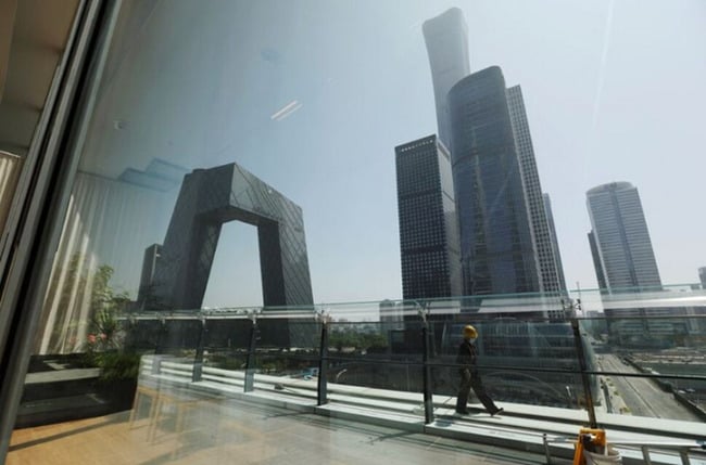 Trung tâm mua sắm ở quận kinh doanh trung tâm (CBD) ở Bắc Kinh, Trung Quốc, ngày 2/6/2022. Ảnh: Reuters