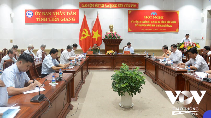 Ban An toàn giao thông (ATGT) tỉnh Tiền Giang đã tổ chức Hội nghị sơ kết công tác bảo đảm trật tự ATGT 6 tháng đầu năm, triển khai nhiệm vụ 6 tháng cuối năm 2022.