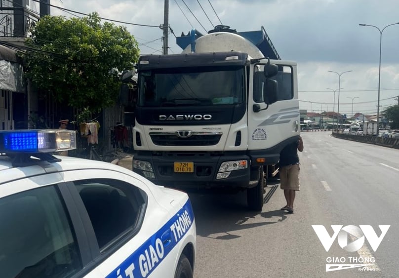 Chiếc xe bồn bị CSGT tỉnh Đồng Nai chặn bắt khi đã di chuyển cách xe hiện trường vụ tai nạn gần 30km