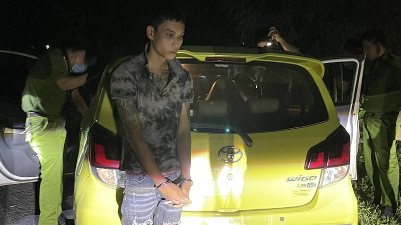Đối tượng dùng xe taxi chở 2kg ma túy.