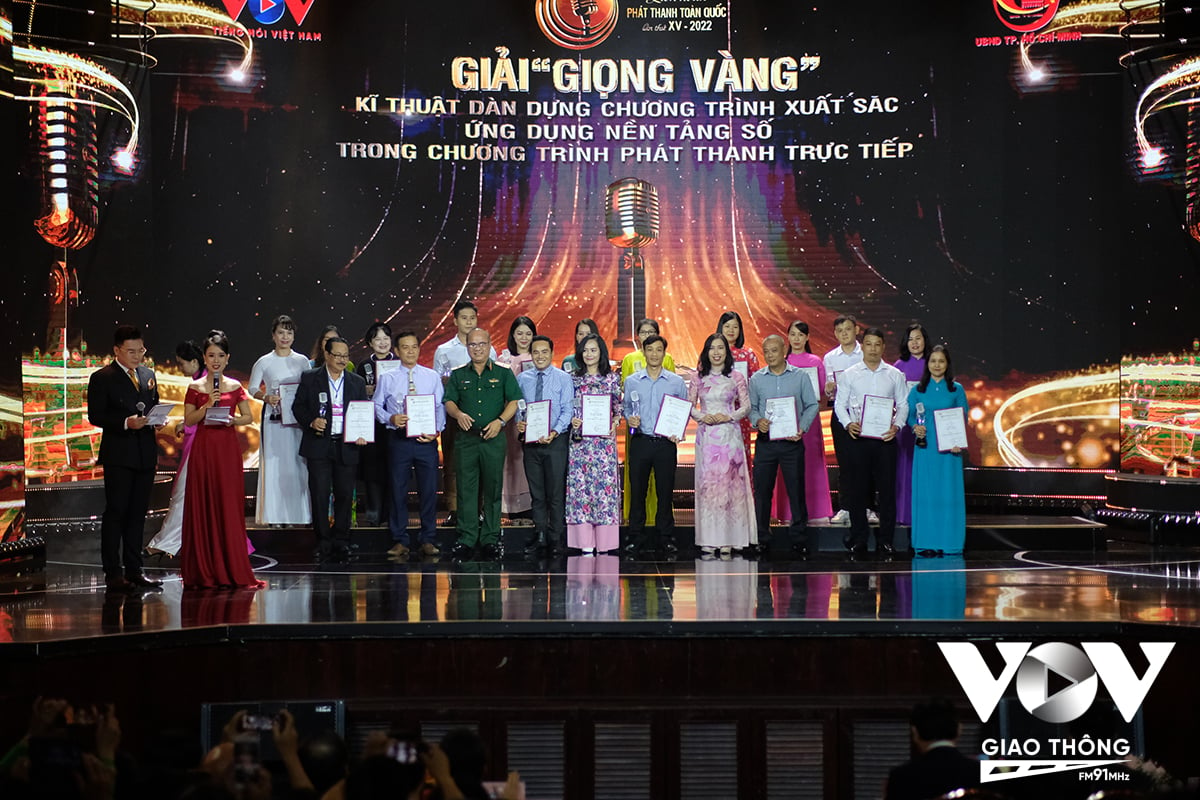 Bên cạnh đó kênh VOVGT còn nhận được các giải thưởng khác như Giọng nói vàng dành cho MC Tấn Khoa. Ứng dụng công nghệ số: Nhóm kỹ thuật Văn Nhiên, Từ Huy, Ngọc Đô.