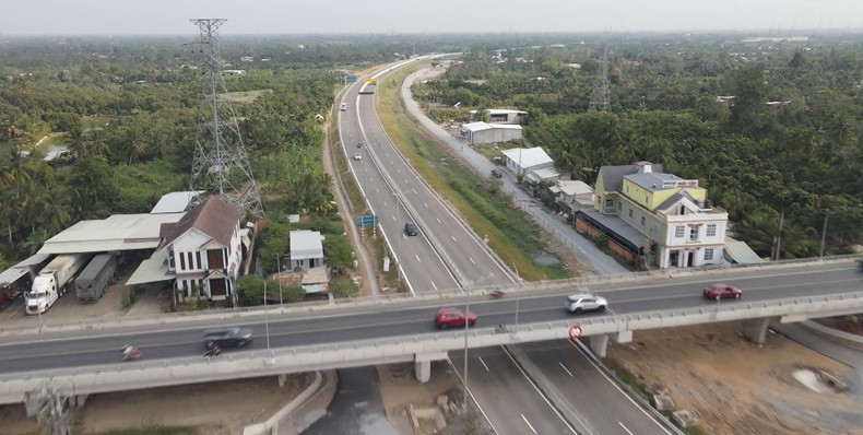 Tuyến cao tốc Trung Lương – Mỹ Thuận có tổng chiều dài là 51,5 km
