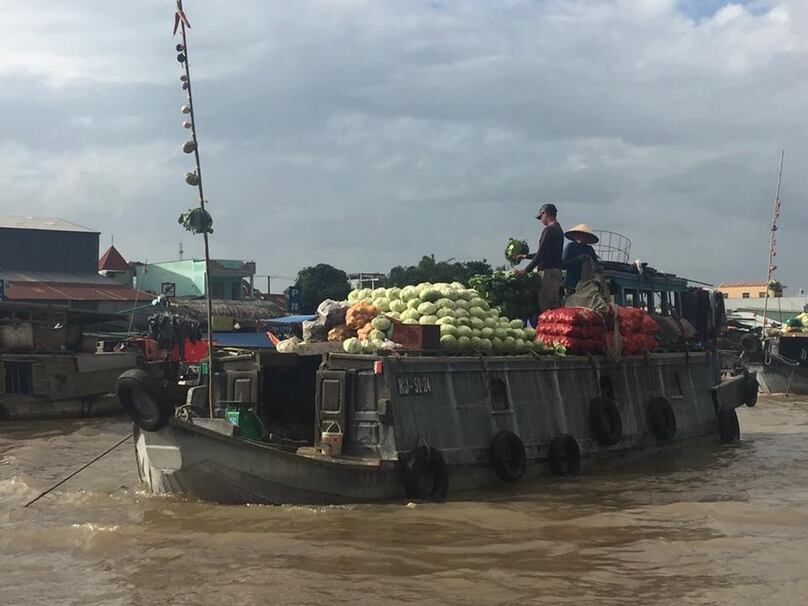 Chợ nổi, một nét đặc trưng của kinh tế - du lịch vùng Đồng bằng Sông Cửu Long