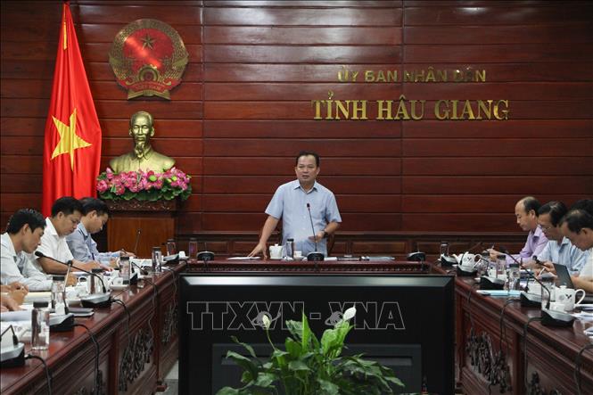 Ông Nguyễn Văn Hòa, Phó Chủ tịch UBND tỉnh Hậu Giang, phát biểu.