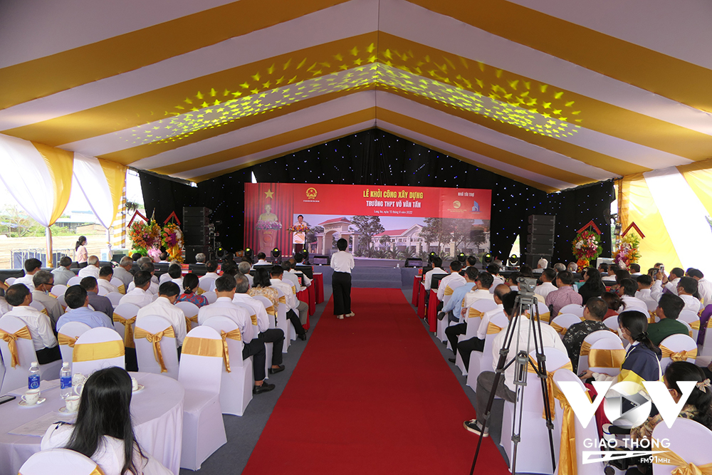 Buổi lễ khởi công xây dựng trường THPT Võ Văn Tần được tổ chức trang trọng vào sáng nay