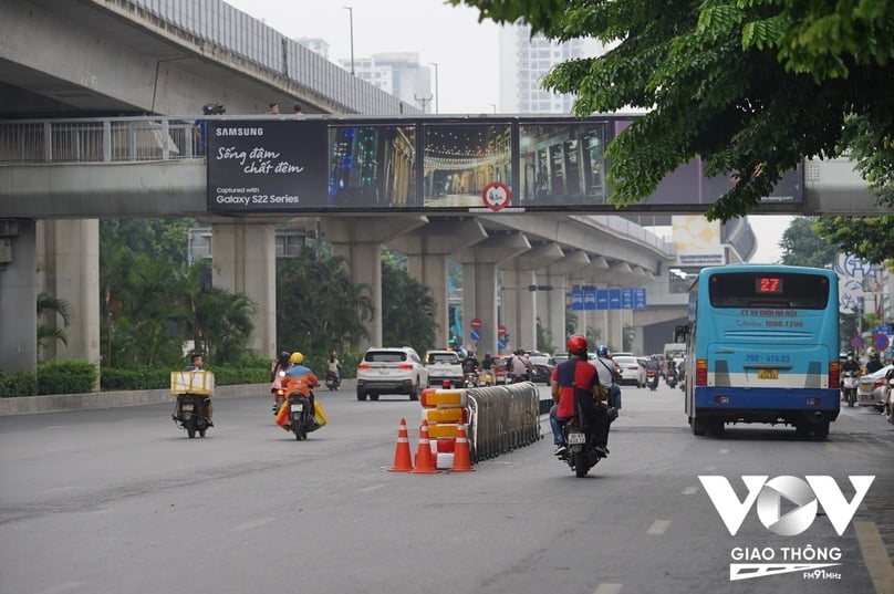 Đánh giá tình hình ùn ứ đã cải thiện sau một tháng tổ chức lại giao thông, Sở GTVT Hà Nội đề xuất tiếp tục thí điểm phân làn đường Nguyễn Trãi đến cuối năm 2022.