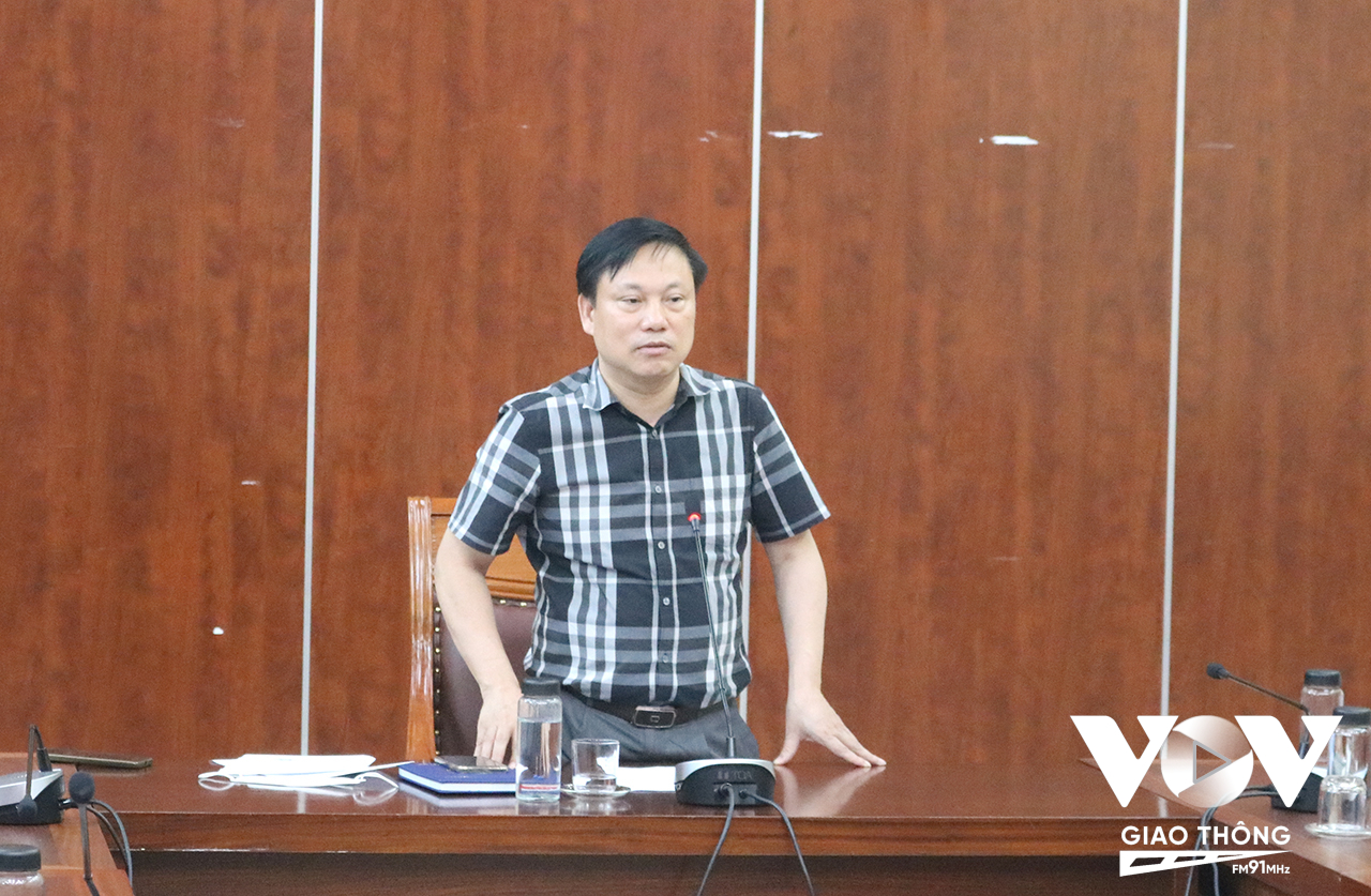 Ông Nguyễn Xuân Cường kiến nghị hoàn thiện, nâng cấp phần mềm cổng dịch vụ công Quốc gia để người dân dễ dàng thao tác hơn khi đổi GPLX.