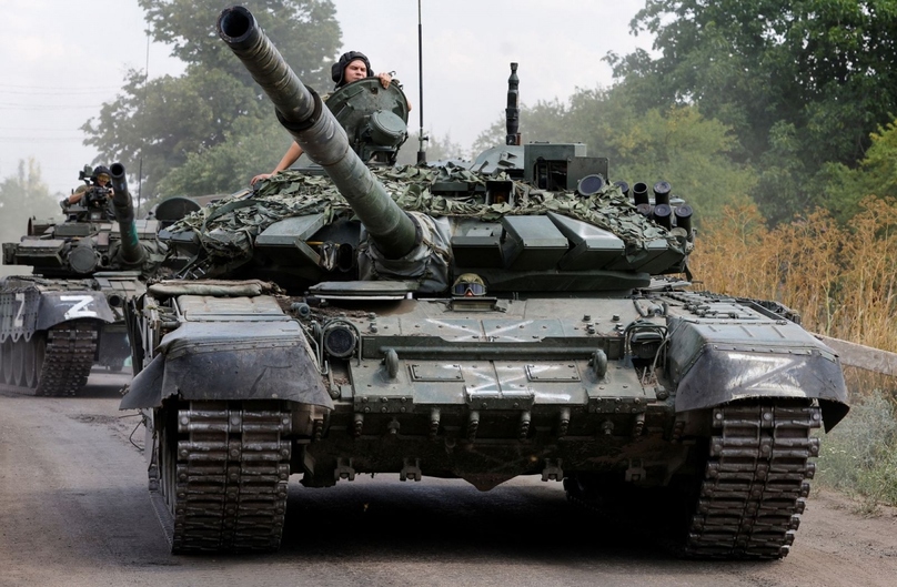 Xe tăng Nga ở khu vực Donetsk, Ukraine ngày 29/7 (Ảnh: Reuters)