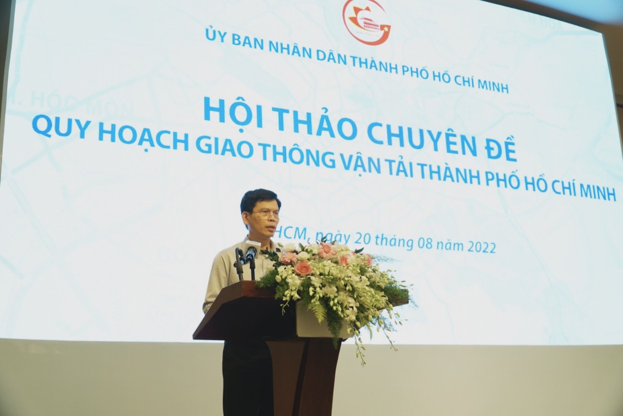 Thứ trưởng Bộ GTVT Lê Anh Tuấn phát biểu tại Hội thảo chuyên đề Quy hoạch GTVT TP.HCM