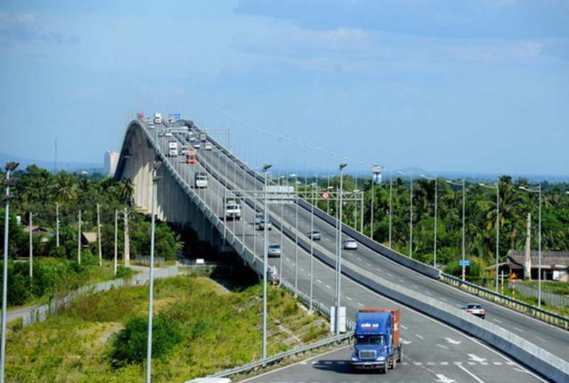 Cầu Long Thành trên tuyến cao tốc TPHCM-Long Thành-Dầu Giây - Ảnh: VEC