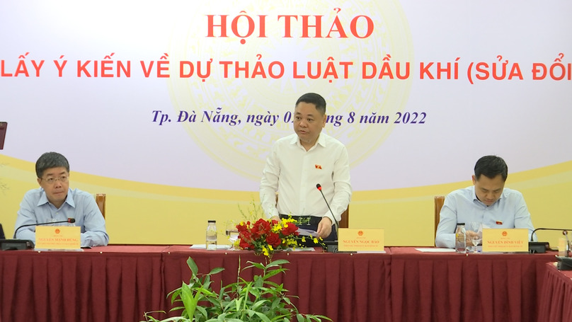 Phó Chủ nhiệm Ủy ban Kinh tế Nguyễn Ngọc Bảo phát biểu kết luận Hội thảo (ảnh: quochoi.vn)