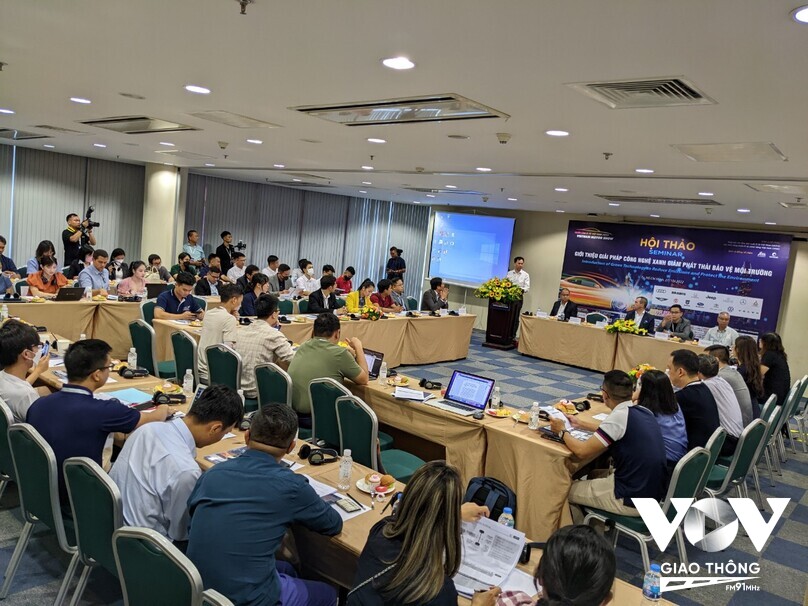 Toàn cảnh hội thảo “Giải pháp Công nghệ xanh giảm phát thải bảo vệ môi trường' trong khuôn khổ Vietnam Motor Show 2022
