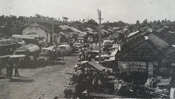 Bến phà Mỹ Thuận năm 1965 vẫn còn rất lụp xụp, tạm bợ - Ảnh tư liệu