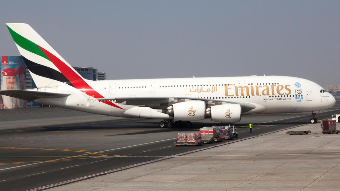 Một số hãng hàng không như Emirates còn kiểm soát chặt chẽ cân nặng của phi hành đoàn. Ảnh: Alamy