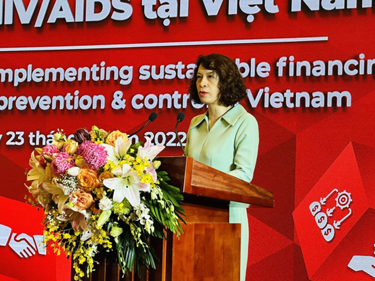 Thứ trưởng Bộ Y tế Nguyễn Thị Liên Hương phát biểu tại Hội nghị tổng kết 10 năm bảo đảm tài chính cho các hoạt động phòng, chống HIV/AIDS tại việt nam (2012-2022) - Ảnh tiengchuong.chinhphu.vn
