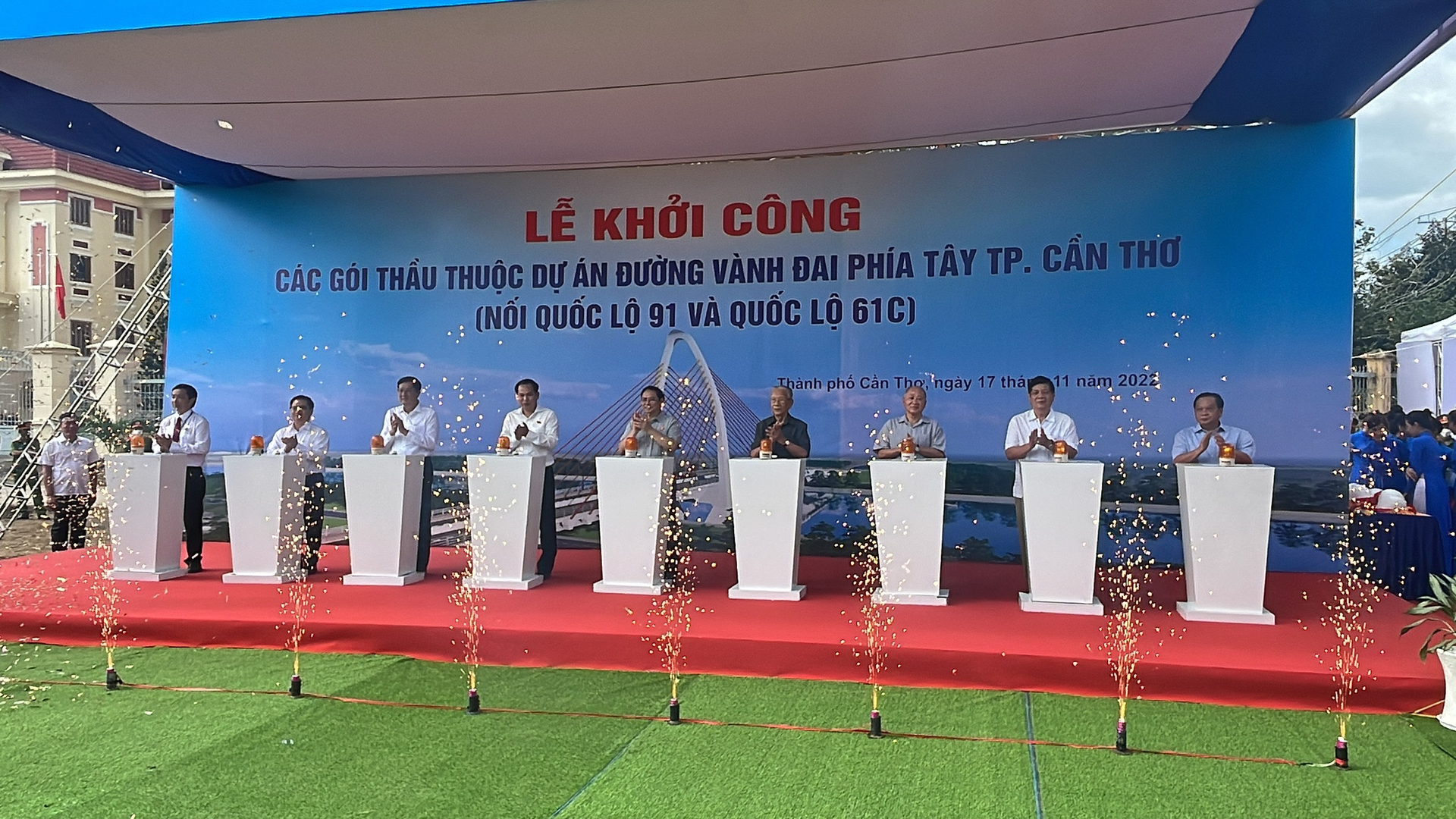 Thủ tướng Chính phủ Phạm Minh Chính phát lệnh khởi công Dự án đường Vành đai phía Tây Cần Thơ