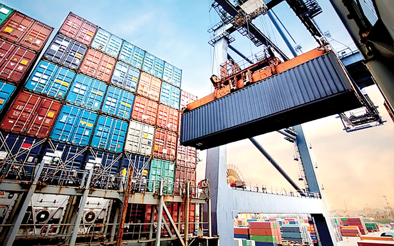 Sau hơn một năm thực thi, Hiệp định UKVFTA mang lại hiệu quả đối với doanh nghiệp Việt Nam khi kim ngạch xuất khẩu tăng trưởng đạt hai con số - Ảnh vneconomy