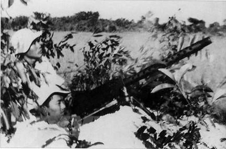 Khẩu đội súng máy 12,7mm đã bắn rơi 7 máy bay lên thẳng của Mỹ trong trận Ấp Bắc. (Ảnh: Tư liệu/TTXVN phát)