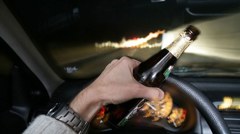 “Đã uống rượu bia thì không lái xe”, một thông điệp ngắn nhưng mang đầy đủ ý nghĩa, trước hết vì sự an toàn của chính bạn, sau đó là những người xung quanh